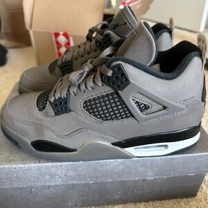 Air Jordan 4 Retro Cave Stone